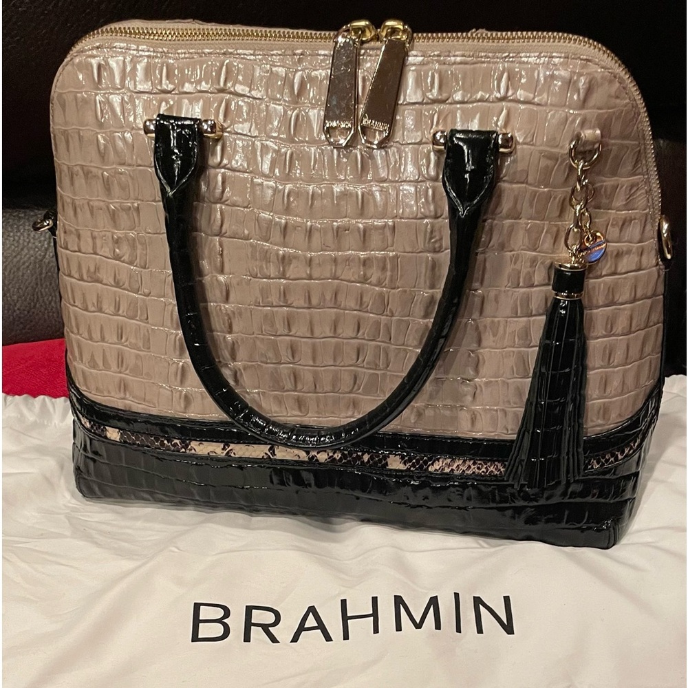 💕Brahmin Satchel💕